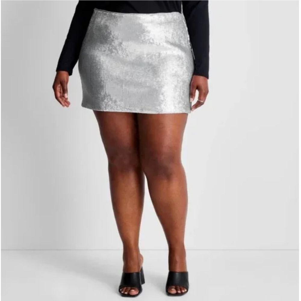 Future Collective x Kahlana Barfield Brown Women's Silver Sequin Mini Skirt 2X - Picture 8 of 8